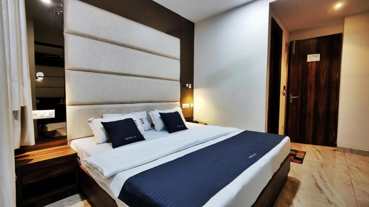 Hotel 21 Next To Chd Railway Station Chandigarh Bagian luar foto