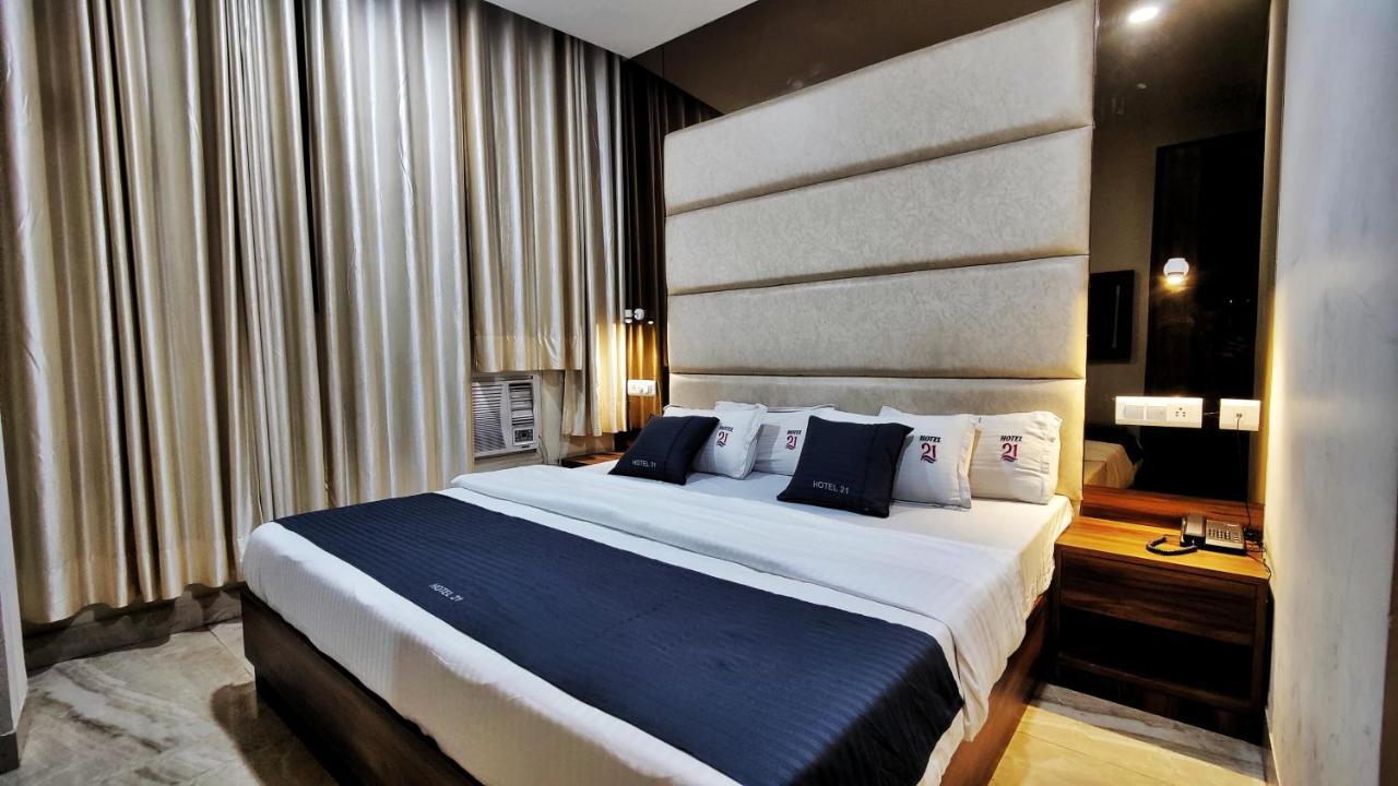 Hotel 21 Next To Chd Railway Station Chandigarh Bagian luar foto